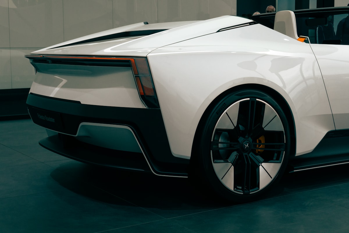 Tesla Reportedly Restarts Two-Seat Roadster Communication