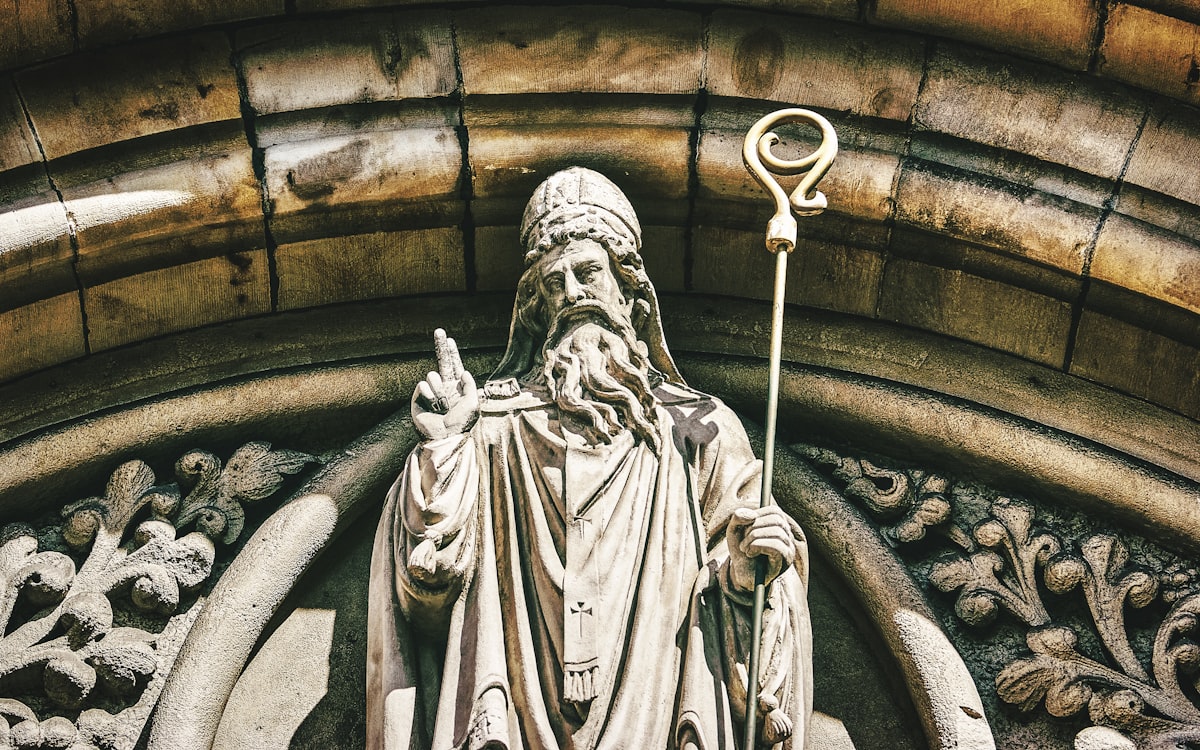 Is Peter Thiel the Target of Pope Leo's Gandalf quote?
