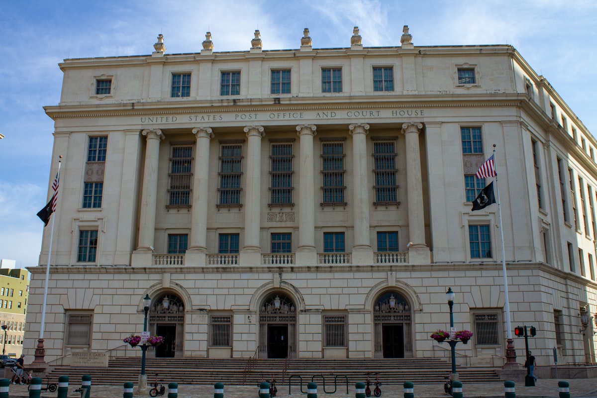 Court Blocks FCC Order Expanding Lowest Unit Charge