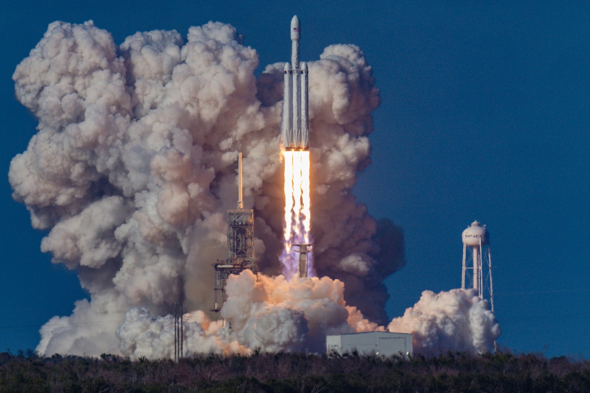 Trump Announces US Space Academy