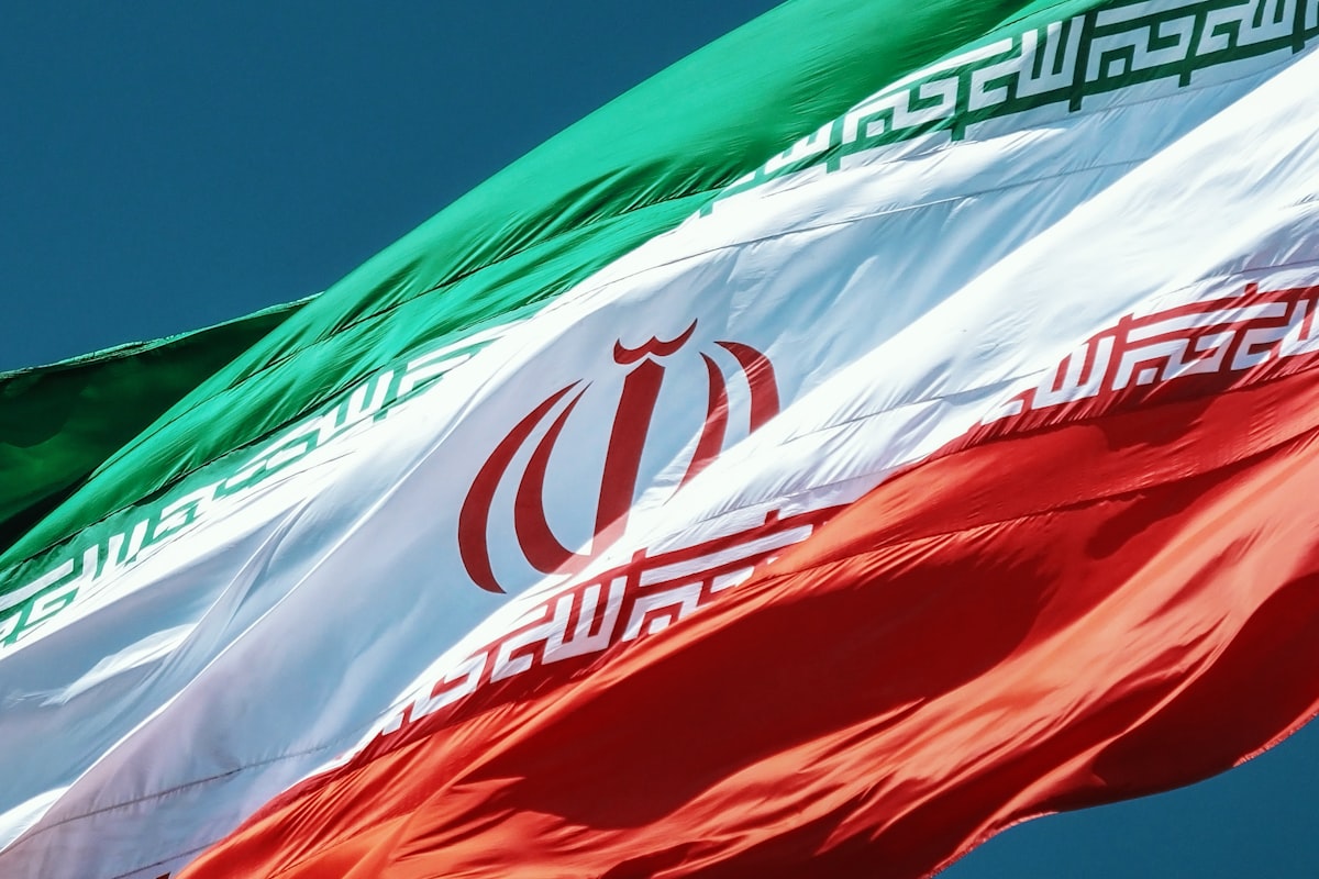 Trump halts Iran strikes to resume negotiations