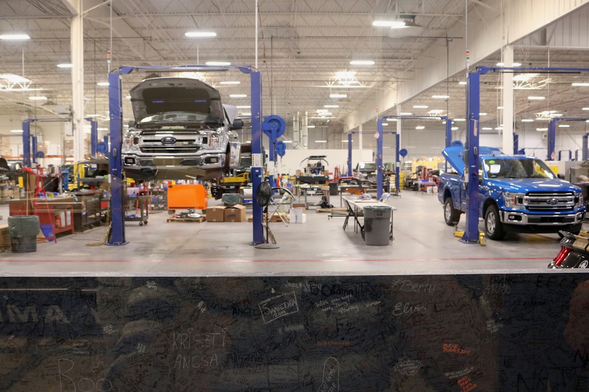 Dealer Service and Parts Revenue Keeps Dealerships Afloat as New Vehicle Sales Fall