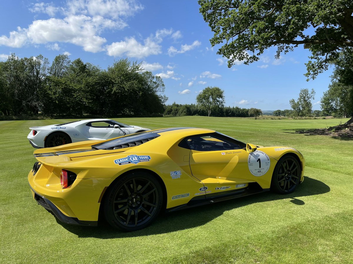1995 Ford GT90 concept: A 720-HP Quad-Turbo V12