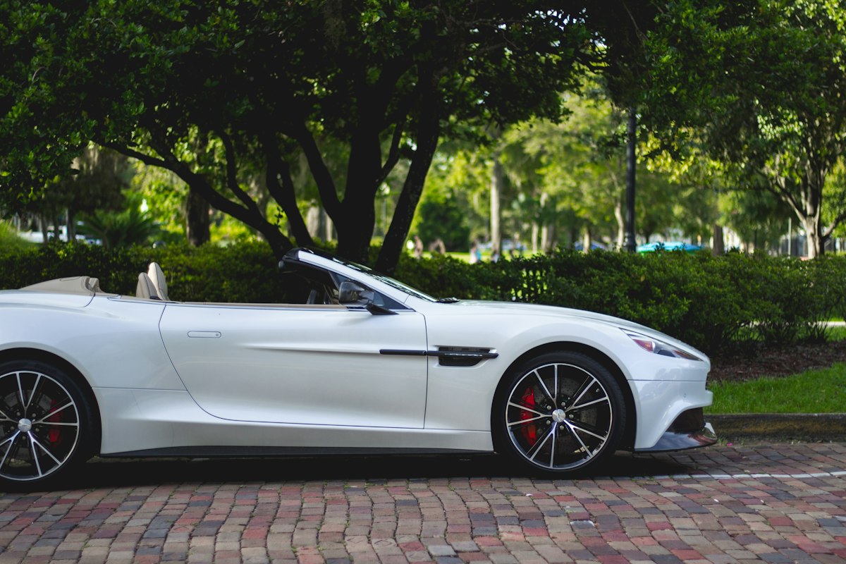 Aston Martin EV plan delayed to 2035