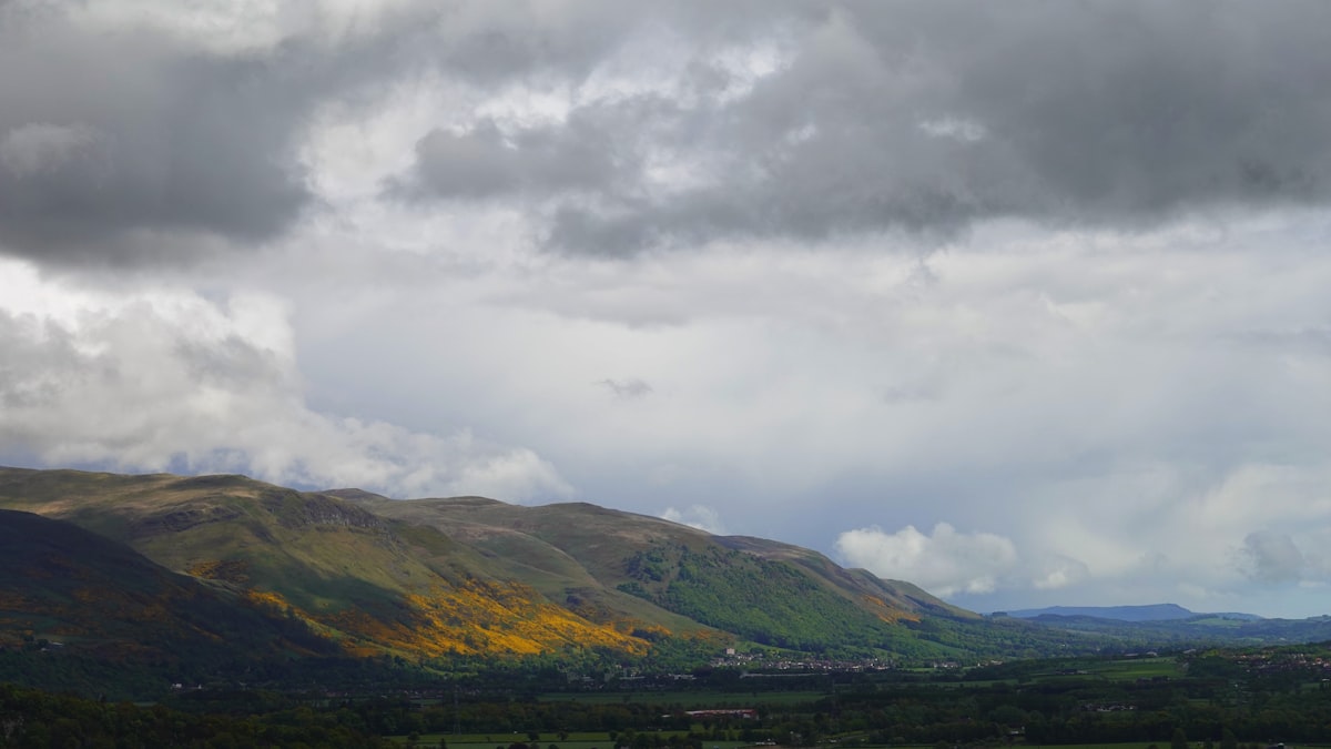 UK Thunderstorms and Flooding Risk: Yellow Warnings Remain