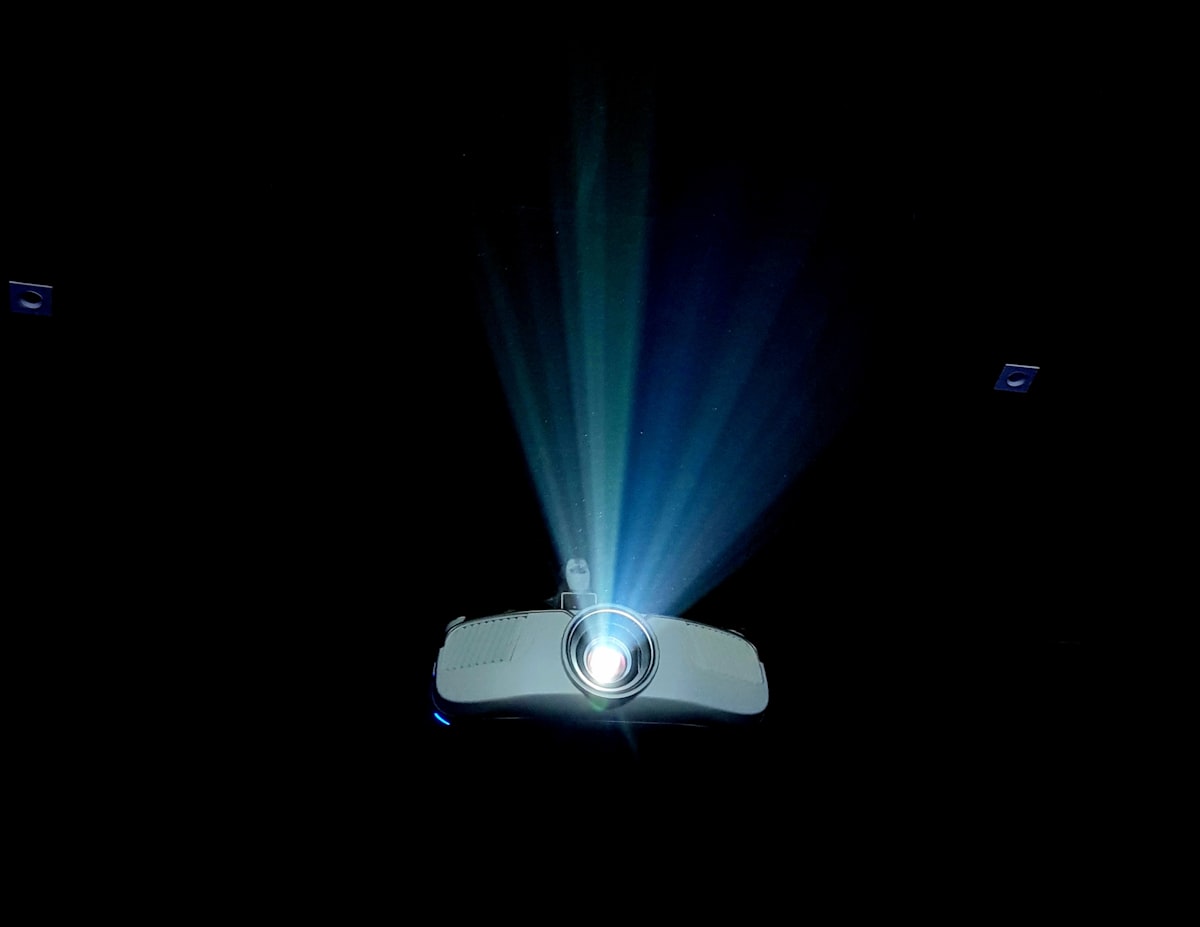 XGIMI Vibe One Projector Review: A $249 Portable Bargain