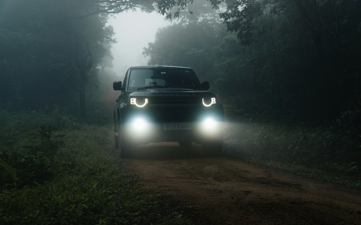 JLR to Build a Defender pickup truck in the U.S.
